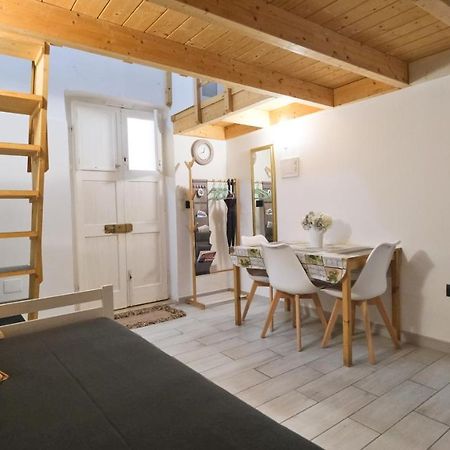Monolocale Porta Napoli Apartment Brindisi Ngoại thất bức ảnh