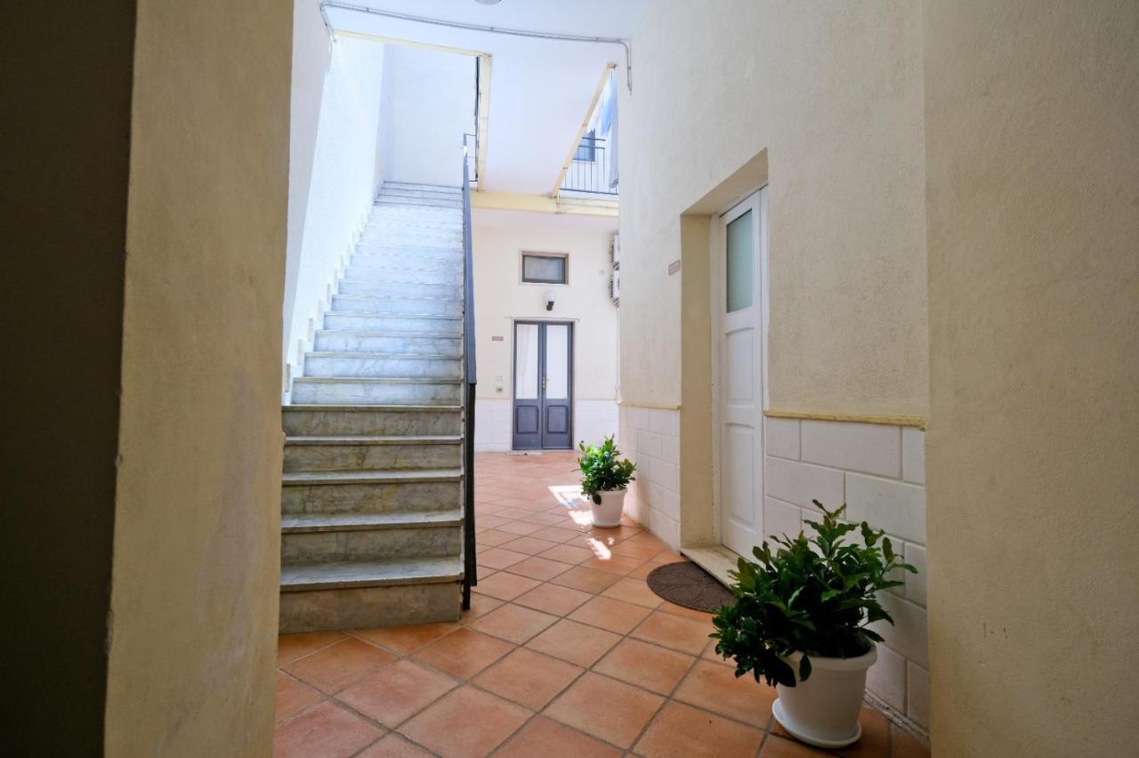 Monolocale Porta Napoli Apartment Brindisi Ngoại thất bức ảnh