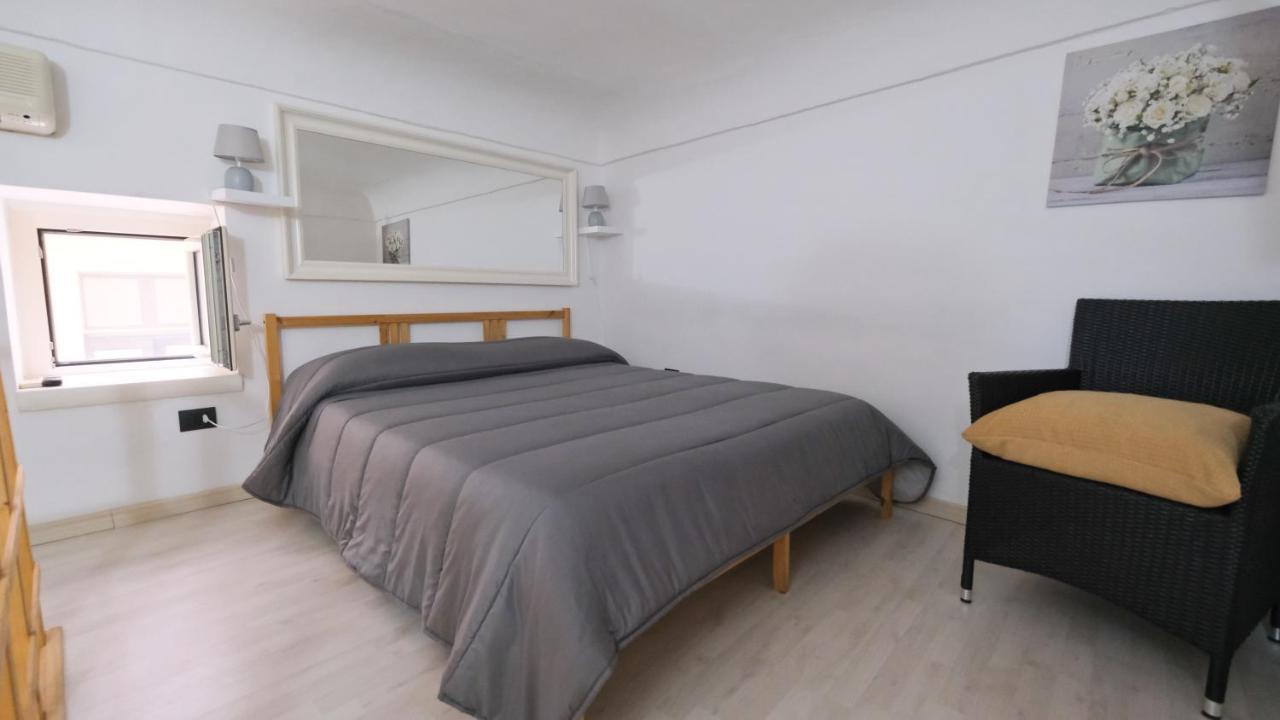 Monolocale Porta Napoli Apartment Brindisi Ngoại thất bức ảnh