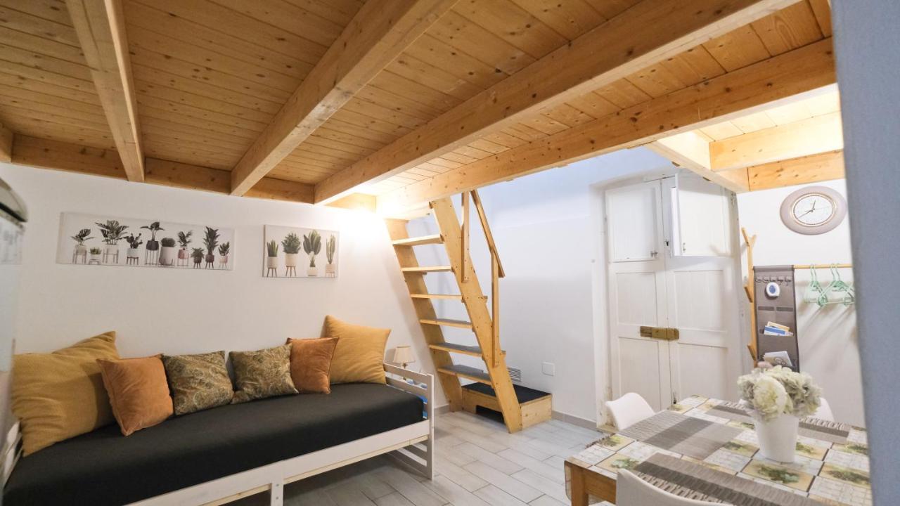 Monolocale Porta Napoli Apartment Brindisi Ngoại thất bức ảnh