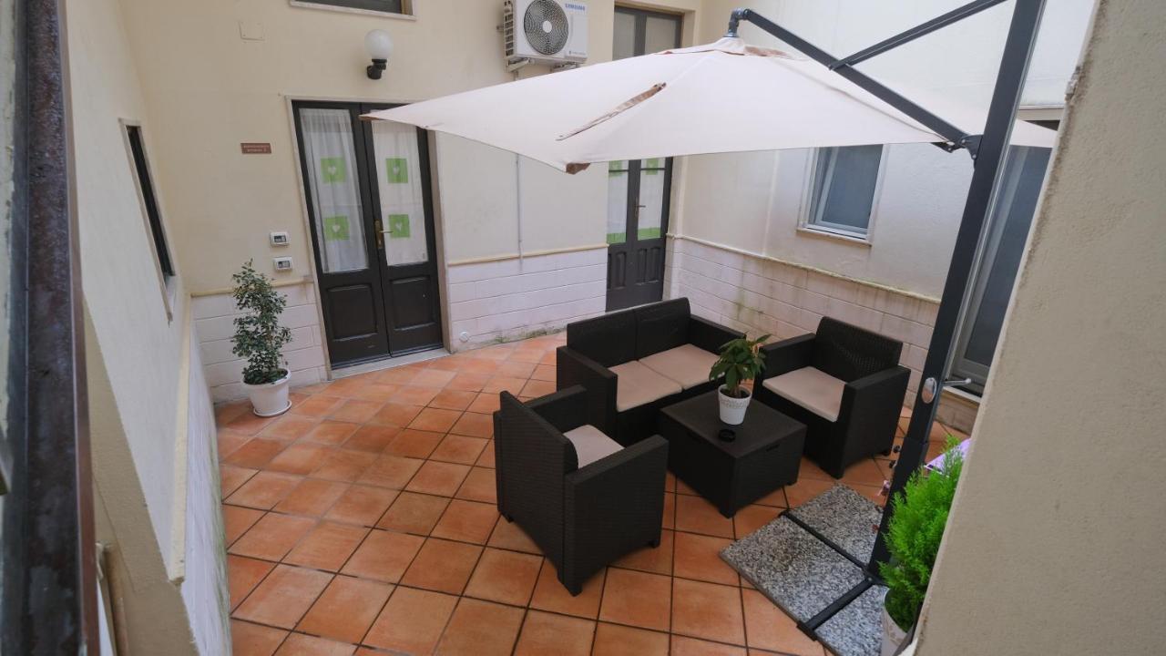 Monolocale Porta Napoli Apartment Brindisi Ngoại thất bức ảnh